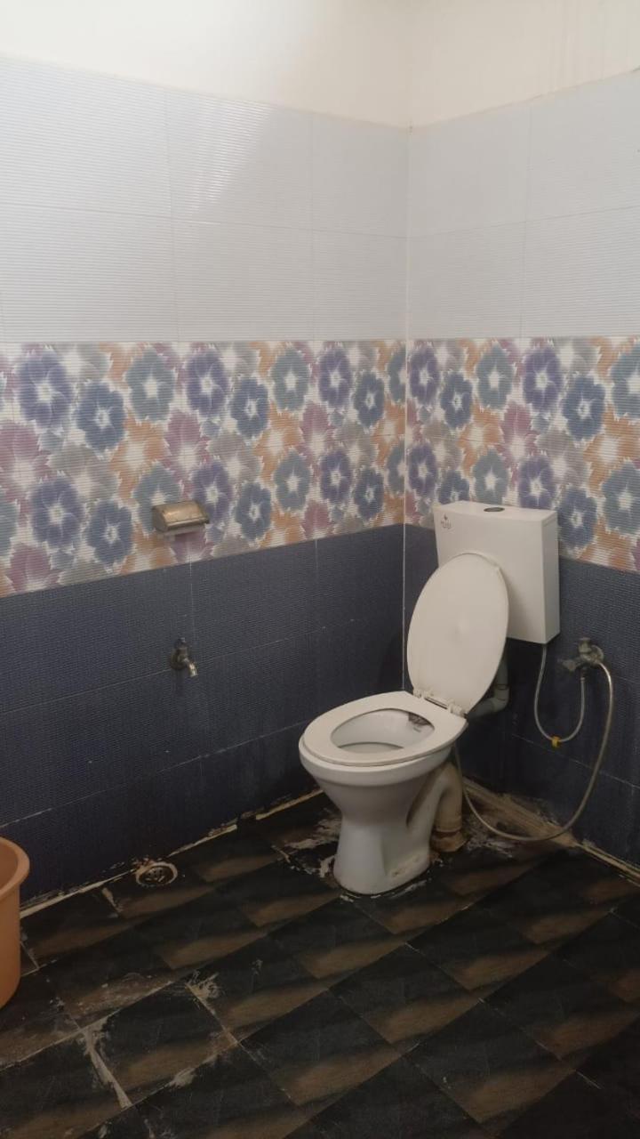 Hotel Shyam Utsav Mirzāpur Buitenkant foto